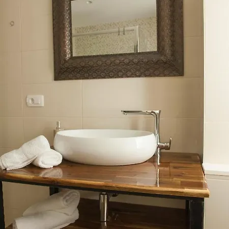 Sobe Bile לינה וארוחת בוקר