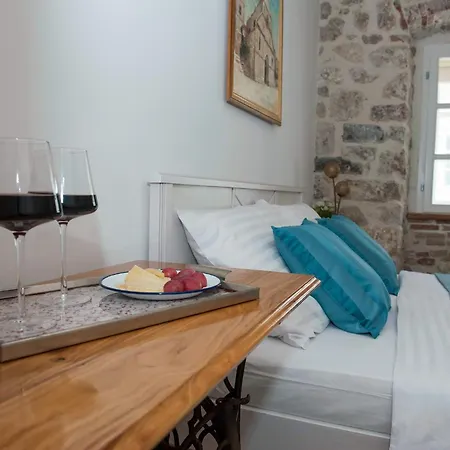 לינה וארוחת בוקר Sobe Bile