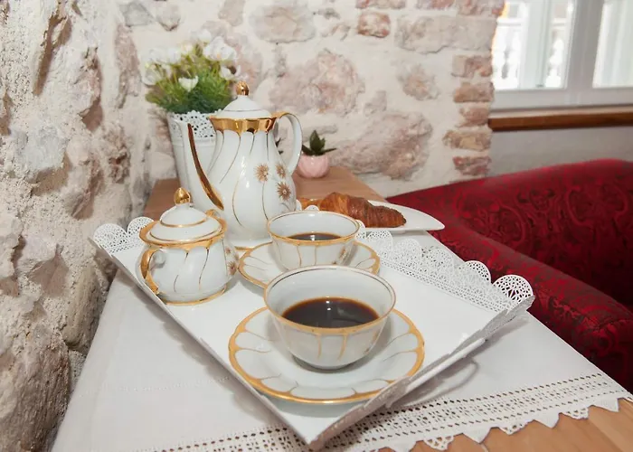 Bed and breakfast Sobe Bile Pag Town