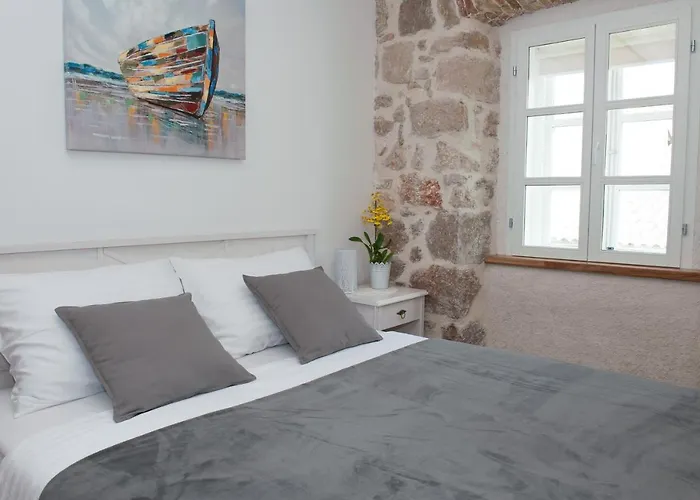 Bed and breakfast Sobe Bile 4*
