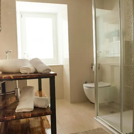 Sobe Bile 3* Pag Town