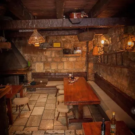 Sobe Bile Bed & Breakfast 4*